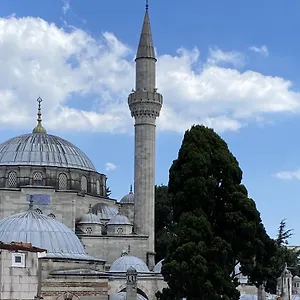 Zeyn Istambul